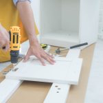 W obecnych czasach szczególnie mnóstwo osób poświęca swój wolny czas przed telewizorem